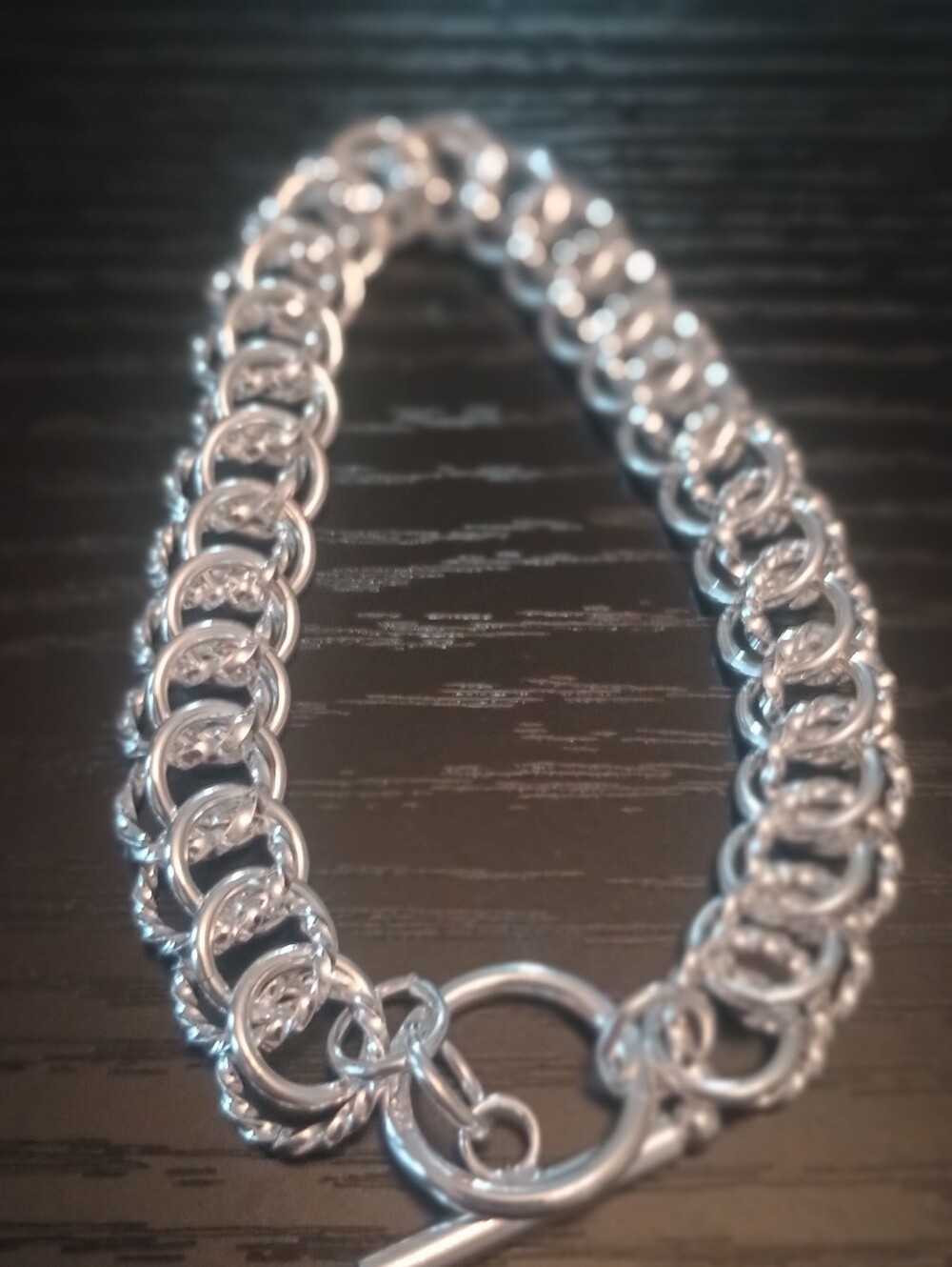 Polished Silver Chain-Link Bracelet with Toggle Clasp